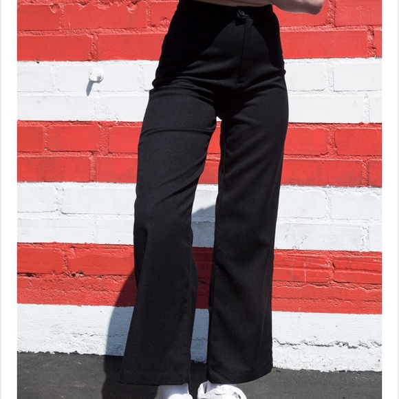 Brandy Melville Pants - NWT Black brandy Melville Valentina pants